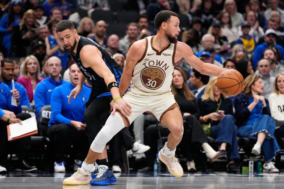 半岛体育官网-库里空砍38分弗拉格21+11 勇士客场不敌独行侠